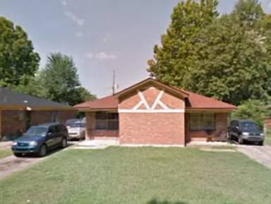 Main picture of 3193 Forest Glen St