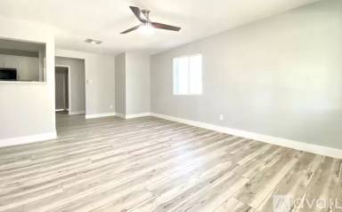 Main picture of 3016 W Missouri Ave