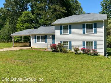 Main picture of 2860 Laura Ln