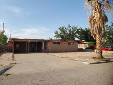 Main picture of 5129 Paris Ave
