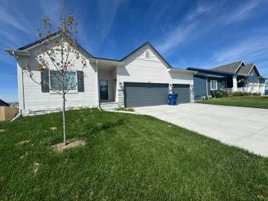 Main picture of 13506 S 49th St