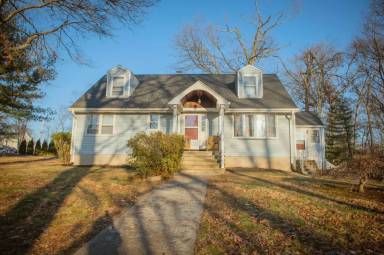 Main picture of 200 Bear Path Rd