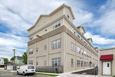 Main picture of 2 John St