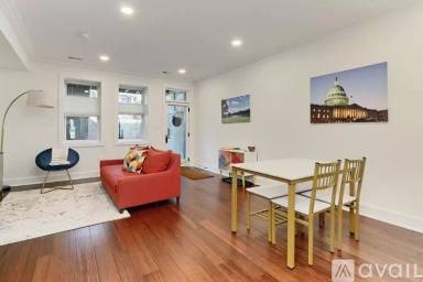 Main picture of 1267 Oates St NE