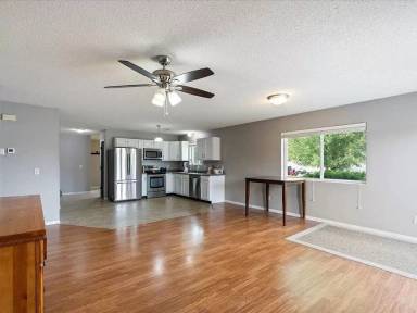 Main picture of 12528 Second St