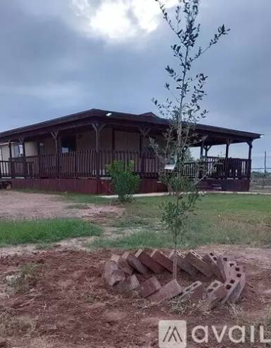 Main picture of 2415 Strawberry City Rd