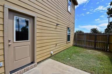 Main picture of 6912 Appomattox Dr