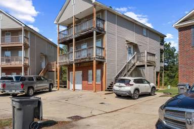 Main picture of 1319 Saint Andrews Ln