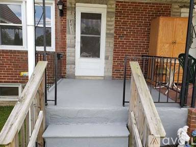 Main picture of 7411 Holabird Ave
