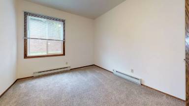 Main picture of 909 Richard Dr