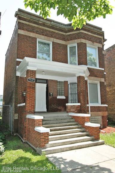 Main picture of 7537 S Dante Ave