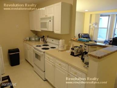 Main picture of Landmark Square Apartments