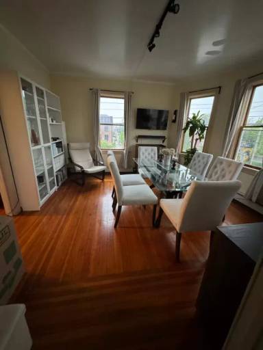 Main picture of 318 Friendship St