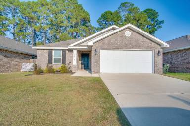 Main picture of 7818 Lakeside Oaks Dr