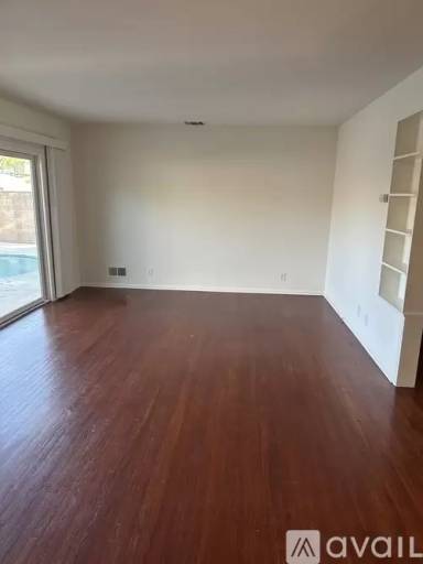 Main picture of 8420 Casaba Ave