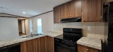 Main picture of 705 Delia Dr