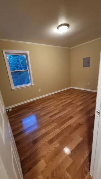 Main picture of 5133 Hill St SW