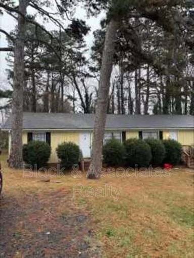 Main picture of 646 Greenfield St