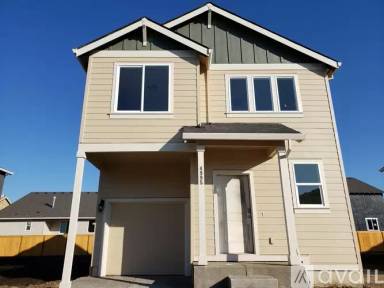 Main picture of 4995 Armstrong Ave NE
