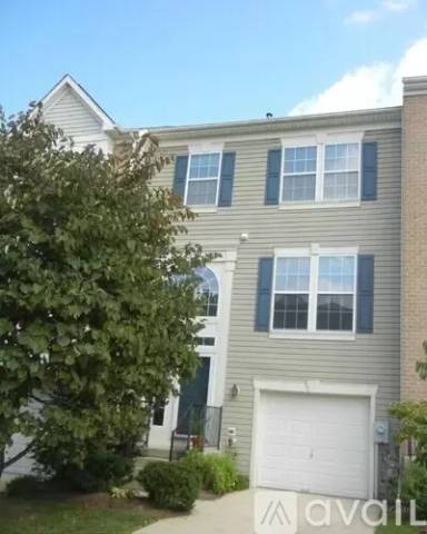 Main picture of 8752 Stonehouse Dr