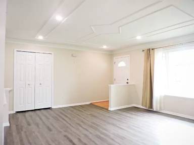 Main picture of 1406 Knightsbridge Rd