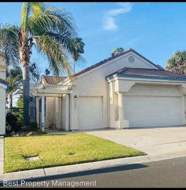 Main picture of 2811 Cherry Hills Dr