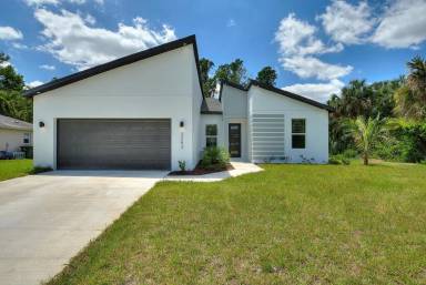 Main picture of 3243 Sikeston Ave