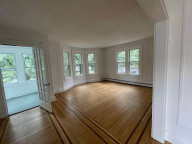 Main picture of 175 Edwards St