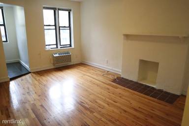 Main picture of 426 E 81st St