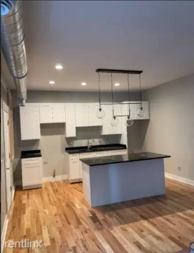 Main picture of 4236 S Cottage Grove Ave