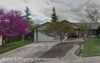 Main picture of 104 Pioneer Dr