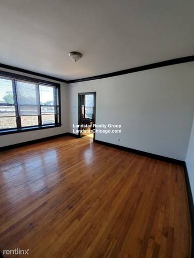 Main picture of 6411 N Lakewood Ave