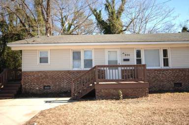 Main picture of 806 Devereaux St