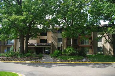 Main picture of Rosewood Village Condominiums