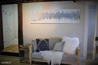 Main picture of 2 Champney Pl