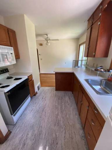 Main picture of 1449 10th St N