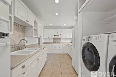 Main picture of 17206 McKeever St