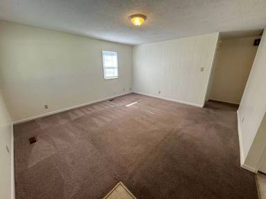 Main picture of 4029 SW 28th Ter