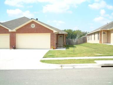 Main picture of 934 Sylvia St