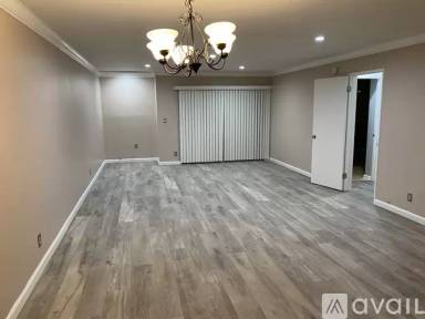 Main picture of 6151 Canterbury Dr
