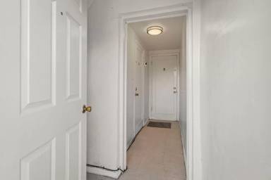 Main picture of 1111 Strand Pl