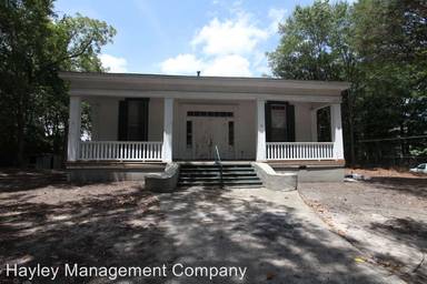 Main picture of 145 E Drake Ave