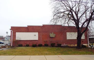 Main picture of 133 N Poplar St