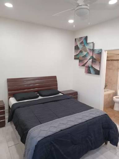 Main picture of 10943 Laurel Canyon Blvd