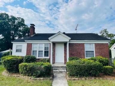 Main picture of 1220 Hamrick St