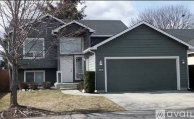 Main picture of 2410 S Rees Ln