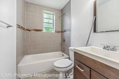 Main picture of 10 Mason Ave