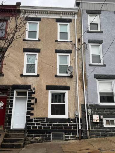 Main picture of 3409 W Westmoreland St