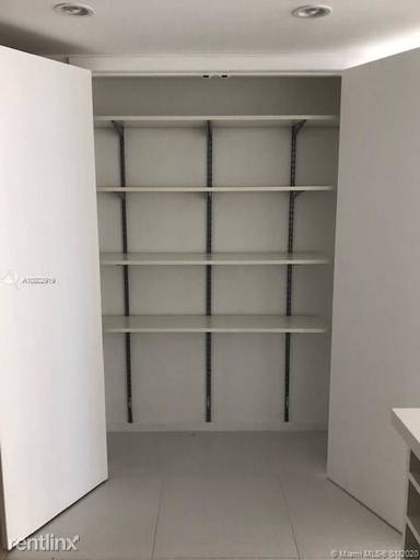 Main picture of Venetia Condo