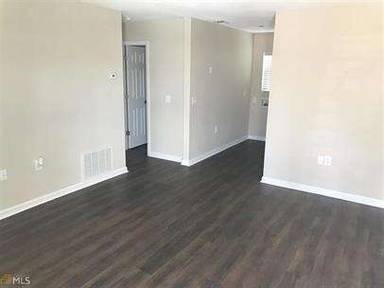 Main picture of Southern Landings